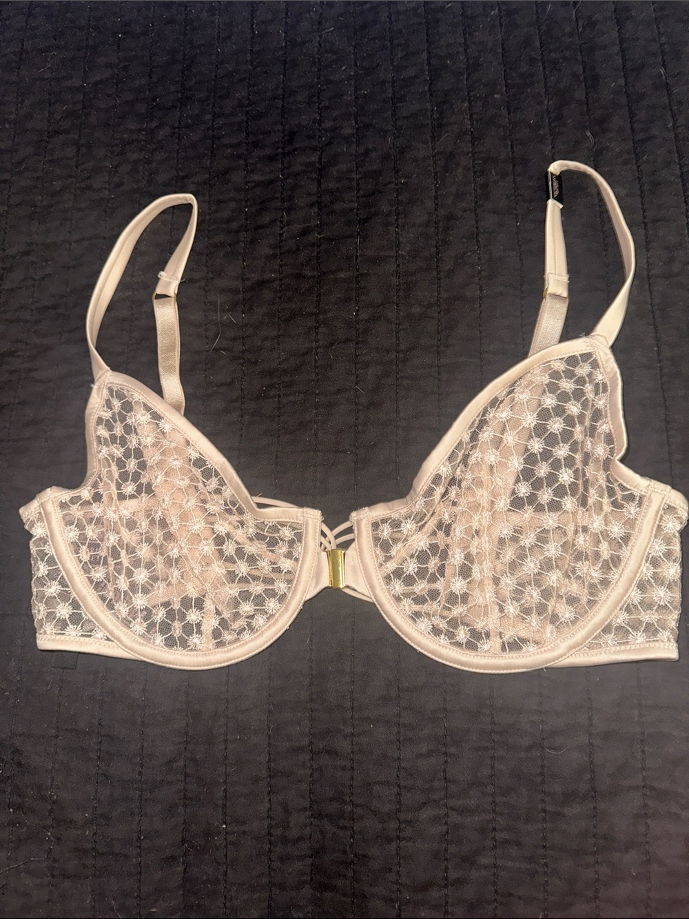Sheer Lace Underwire Bra in Light Nude